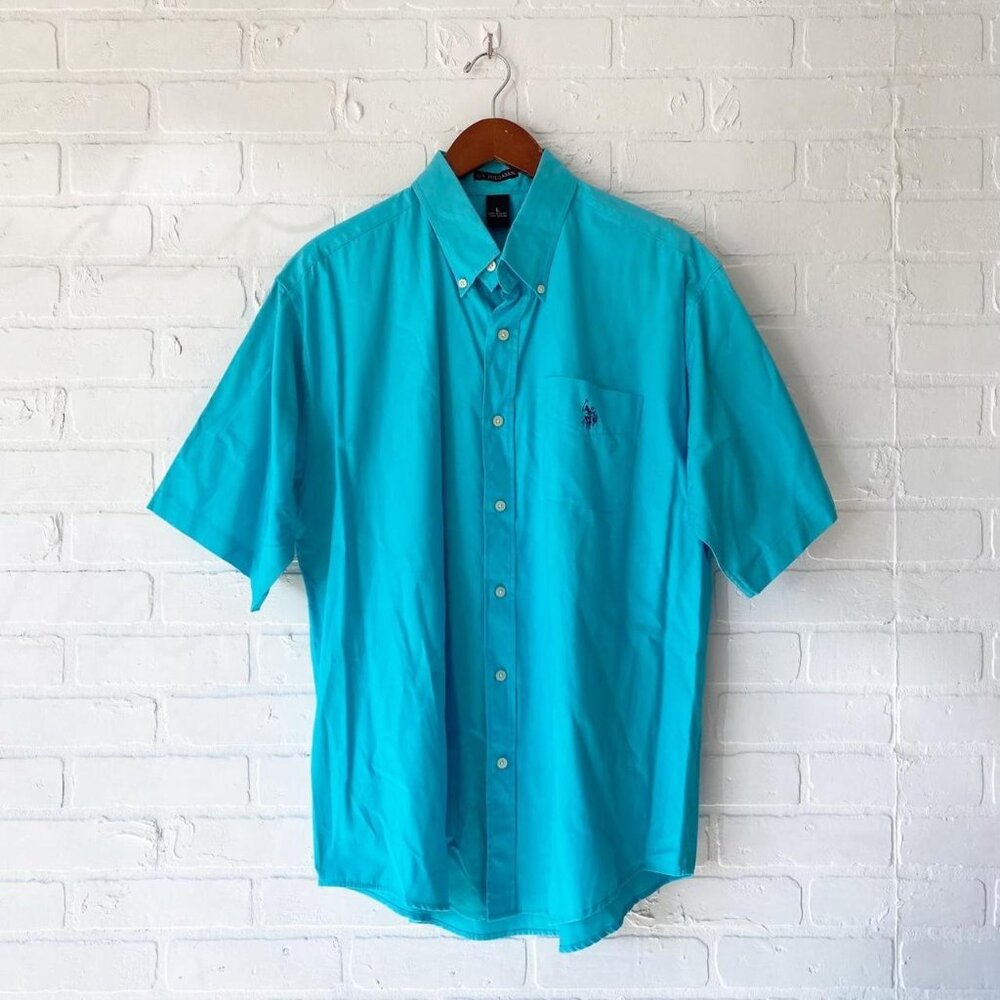 90s vintage blue short sleeved button up 100% cotton size large